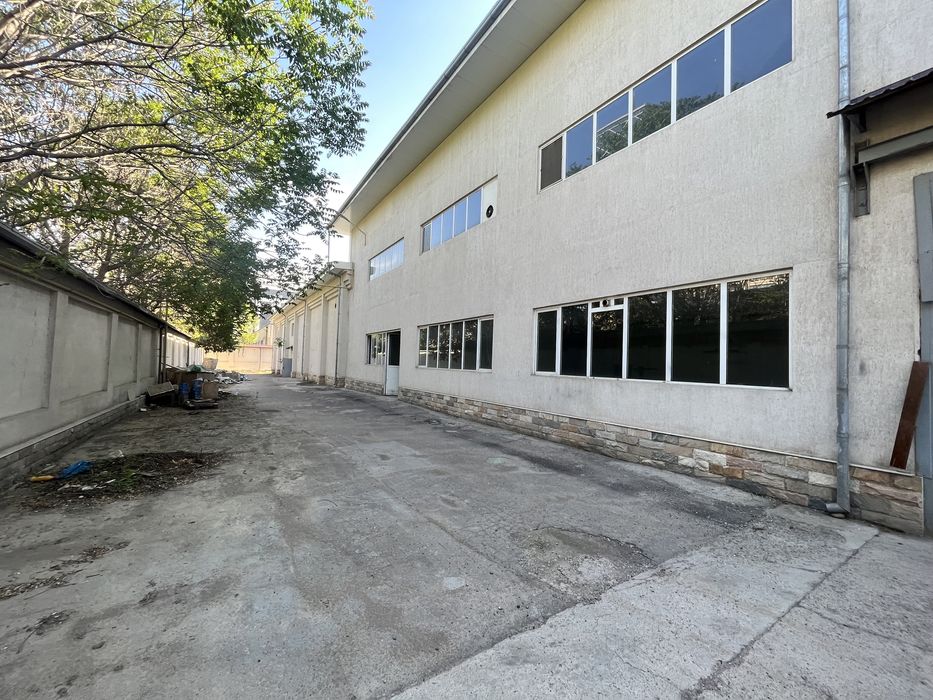 Аренда! Склад база в центре города! Яккасарайский 3700 м2