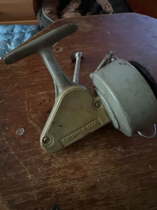 Продам Спиннинговые катушки серии Дельфин пр СССР