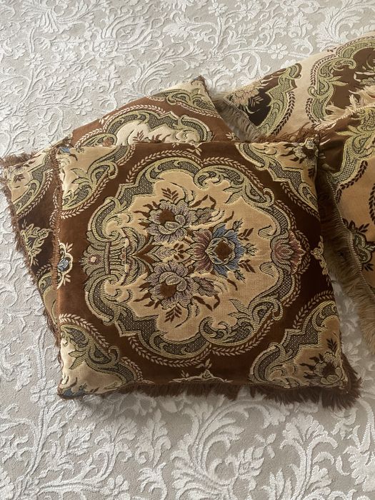 4 подушки с налывочкой