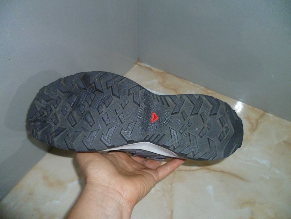 Salomon туристически обувки №37