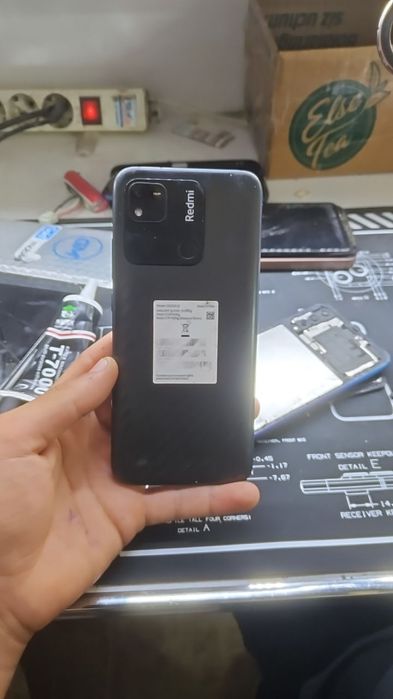 15 kun garrantiya bor  128 xotira holati ideal Manzil G'ijduvon