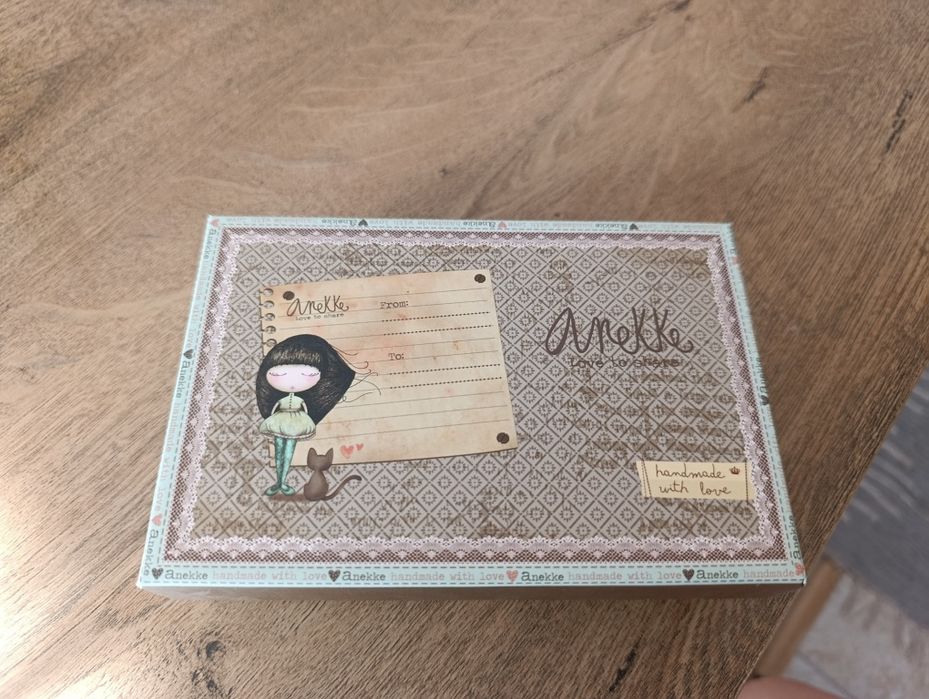 Anekke чисто ново портмоне