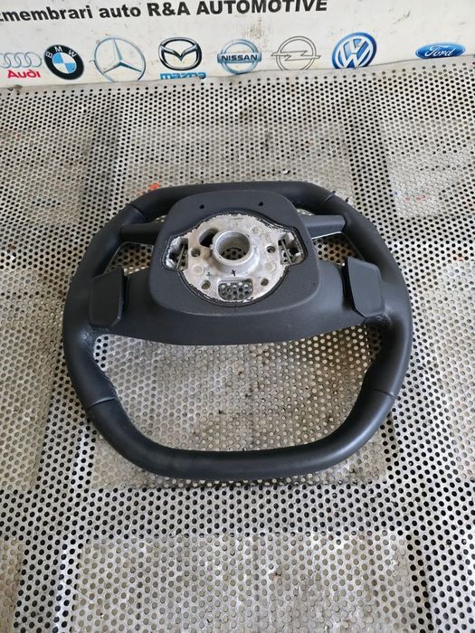 Volan Din Piele Cu Comenzi Audi Q4 E-Tron 2021-2025 Impecabil