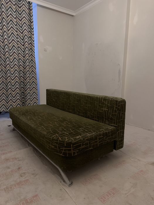 Продается Диван. эл Плита. и ванна