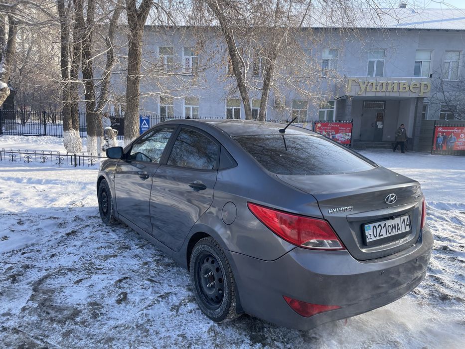 Hyundai accent 2014