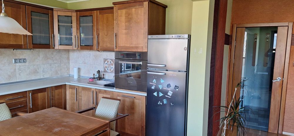 Дава се под наем Мезонет в Варна, Окръжна болница - 100 кв.м за 612 € - Снимка #1