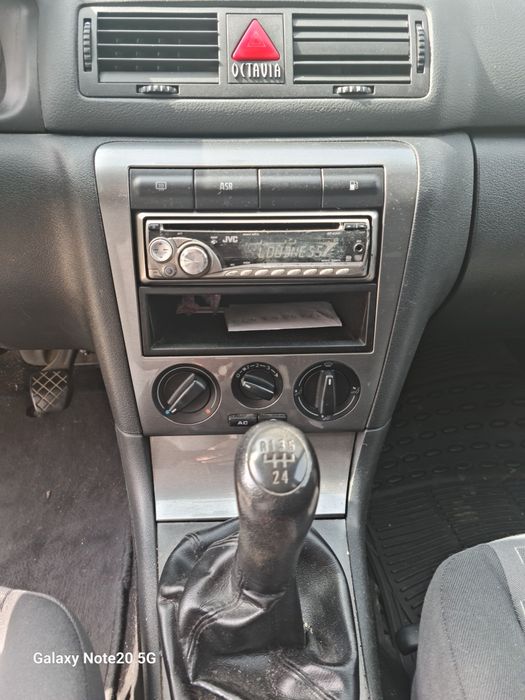 SKODA Octavia 2008 — imagine 3