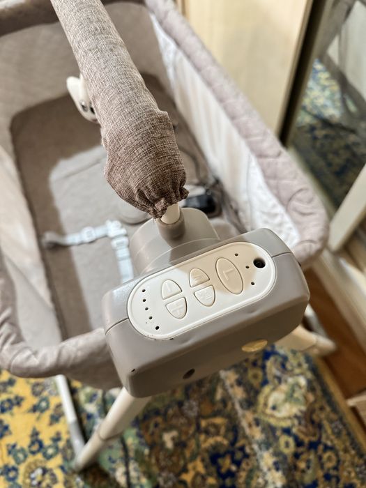 Bolalar belanchagi sotiladi