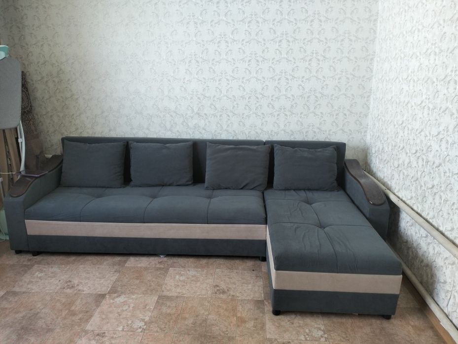 Продам угловой диван