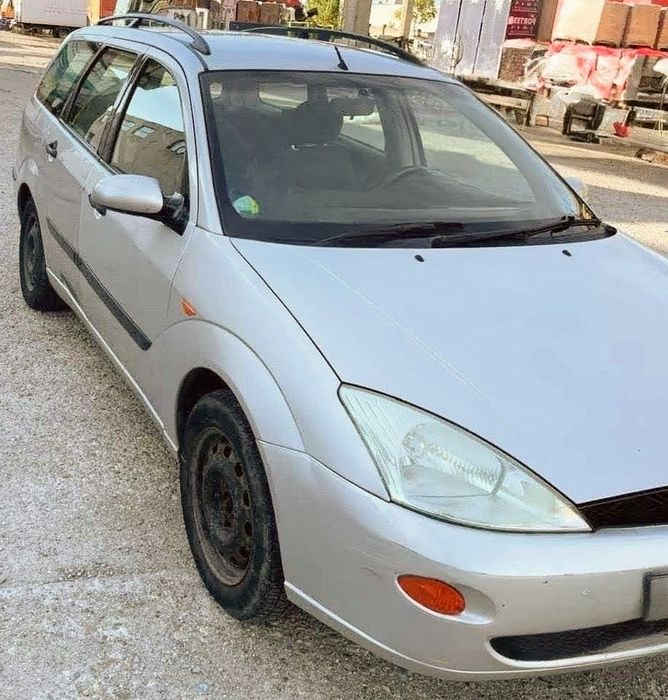 Ford Focus mk1 - motor,cutie,caseta,radiator,uși,capote,roti,faruri,AC