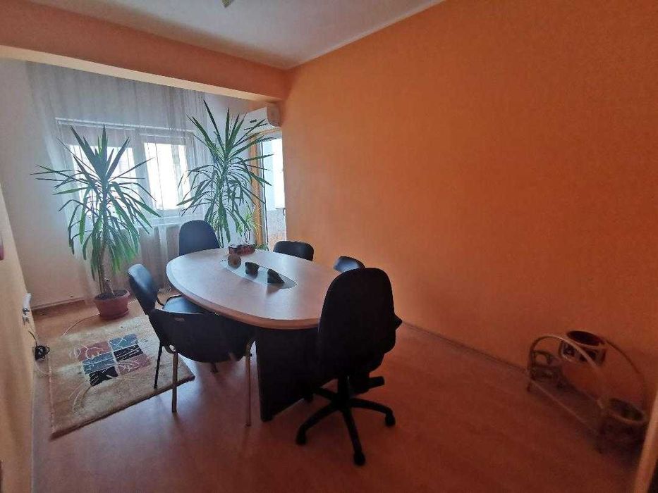Spatiu ultracentral de inchiriat