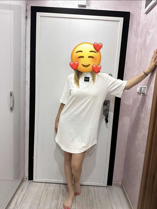 Рокля Pause, размер М, цвят бял