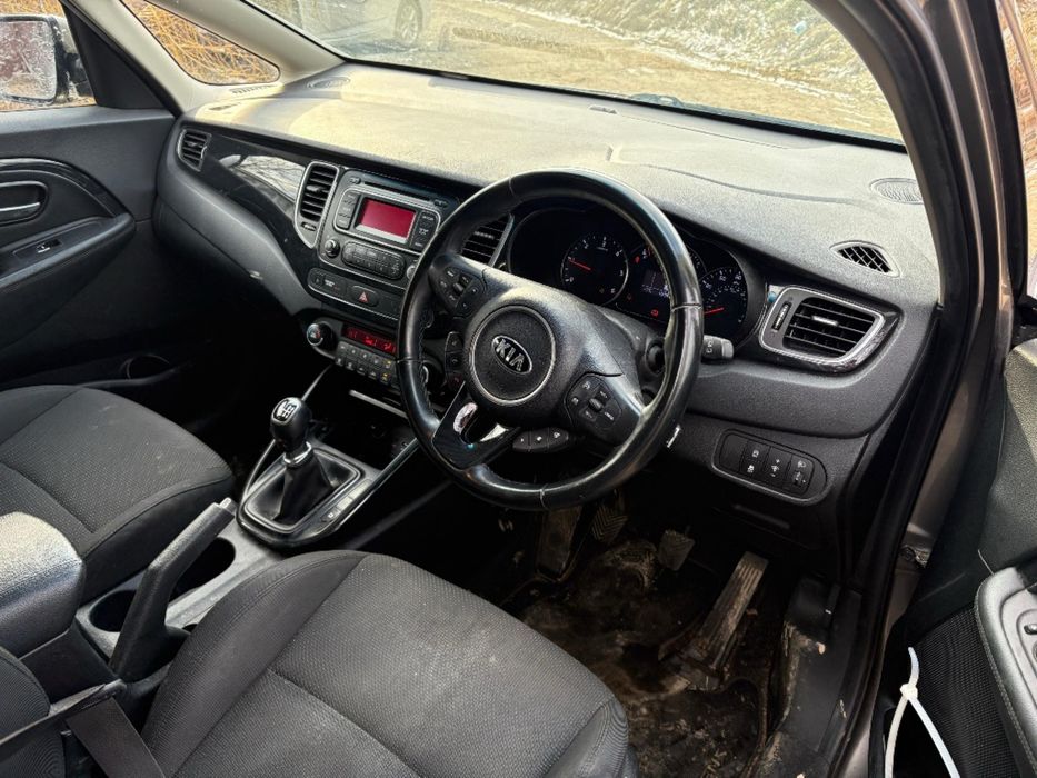 Dezmembrari Dezmembrez Piese Kia Carens Motor 1.7 Crdi Euro 6 D4FD