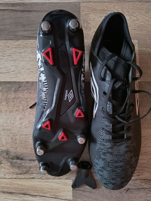 Vand ghete de fotbal