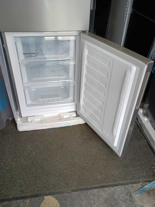 Хладилник с фризер с диспенсър за вода Arctic 202.5 см Garden Fresh™