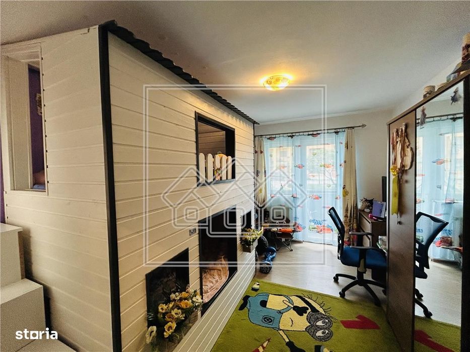 Ap spatios, mobilat si utilat, 3 camere, 2 balcoane, 2 parcari