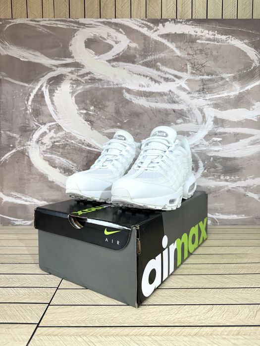 Nike Air Max 95 Triple White
