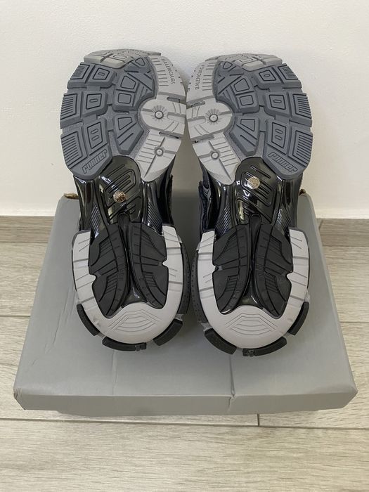 Balenciaga runner