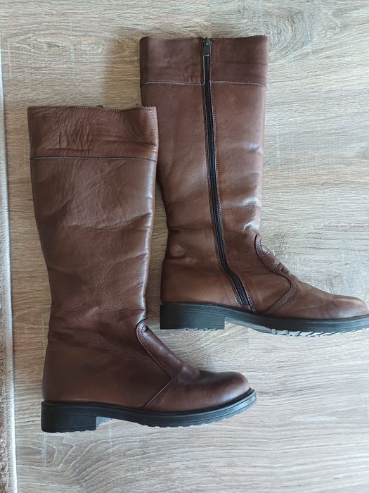 Сапоги, тапочки (чёрные, коричневые))