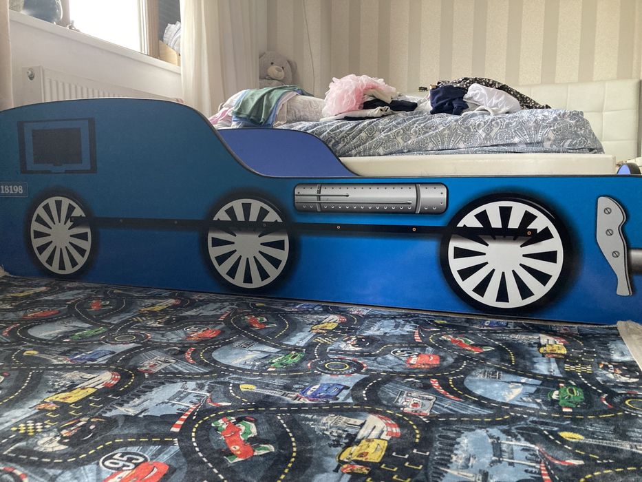 Nou, neutizalat!!! Patut copii forma tren facut la comanda 160x90 cm