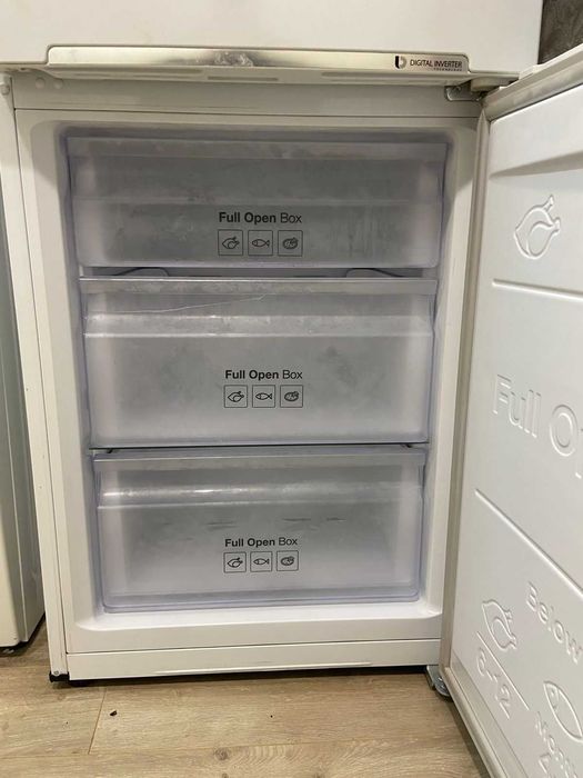 холодильник практический новый