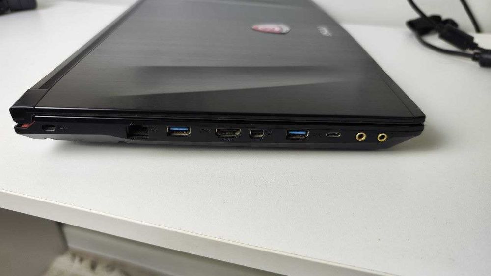 Продам игровой ноутбук MSI