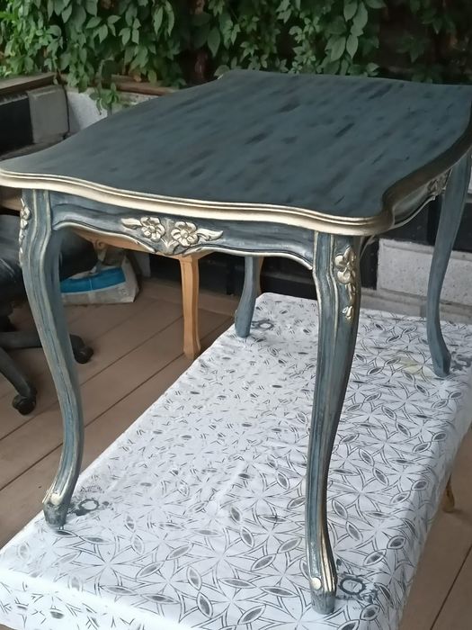 Румынский столик