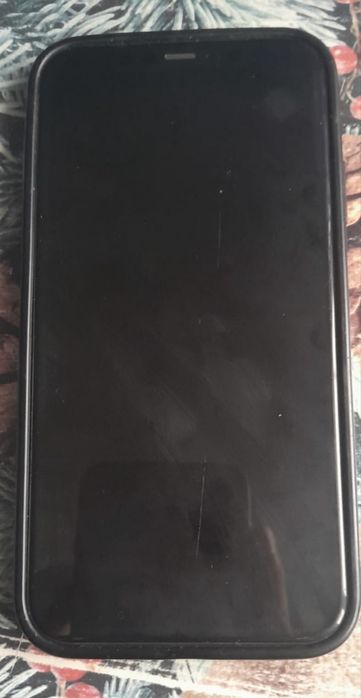 Айфон 11 б/у.