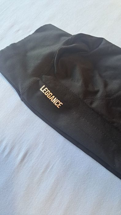 Vând colanti fitness - M (Leggance)