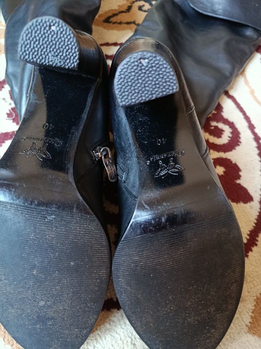 Продам сапожки ( ботфорды)