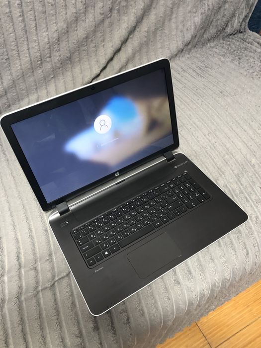 Мощный с большим экраном Hp intel core i5 озу 6гб работает отлично про