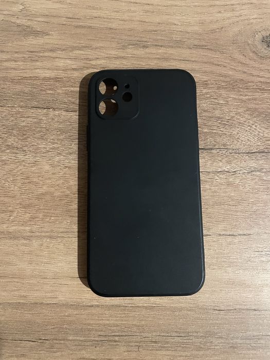 Huse pentru iphone 12