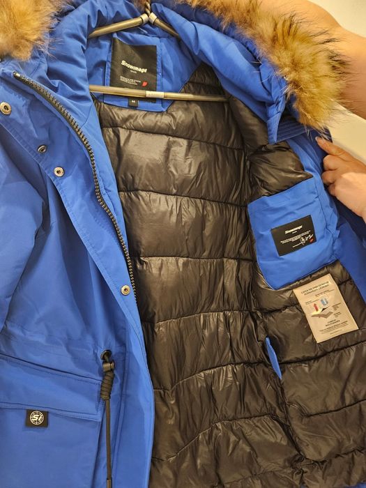 Продам пуховик пр-ва Турция на девочку.