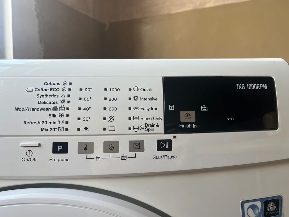 Пералня Electrolux EWF1074BW/ За части