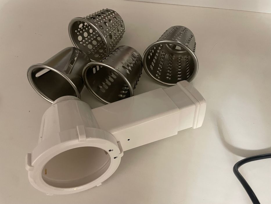 Мясорубка BORK M500