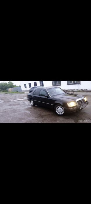 Продам Мерседес 124