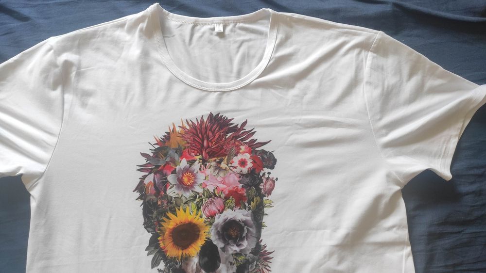 Tricou alb rock nou flowers skull mărimea L