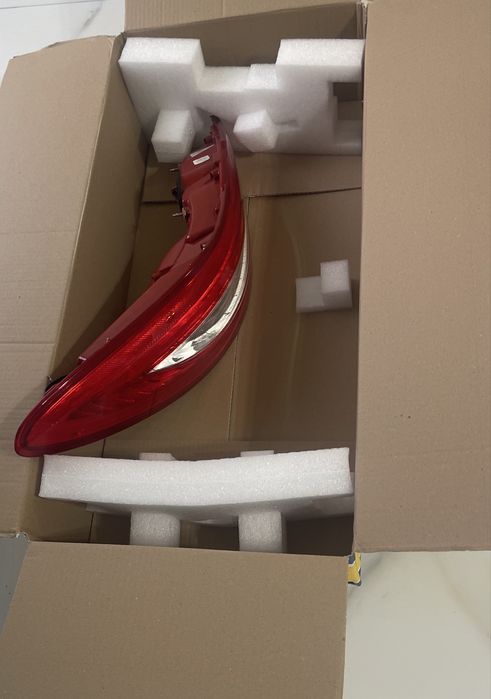 Stop stanga Mercedes 2011-2016 cls c218 x218