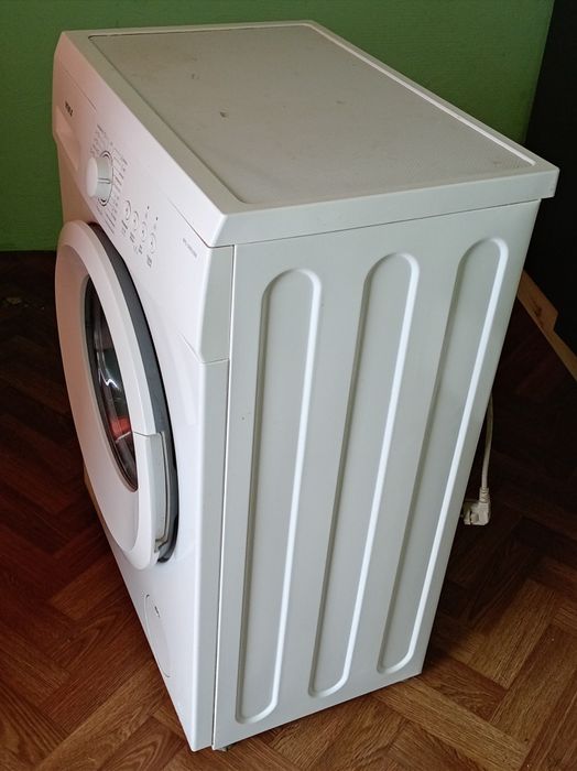 Vând mașina de spălat rufe