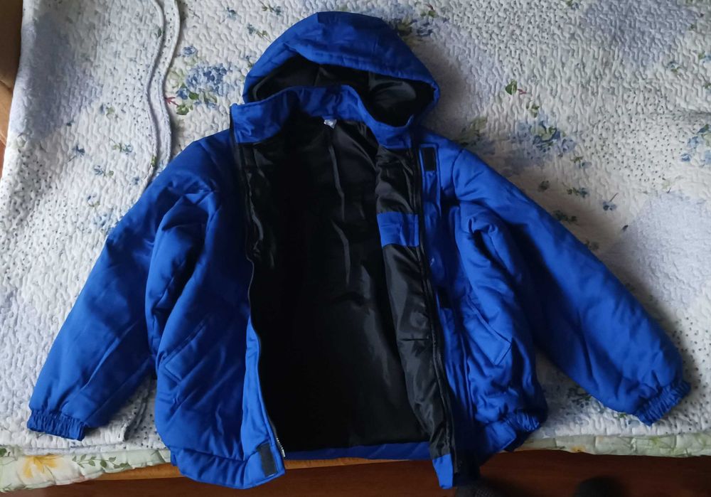 Продавам зимен комплект гащиризон