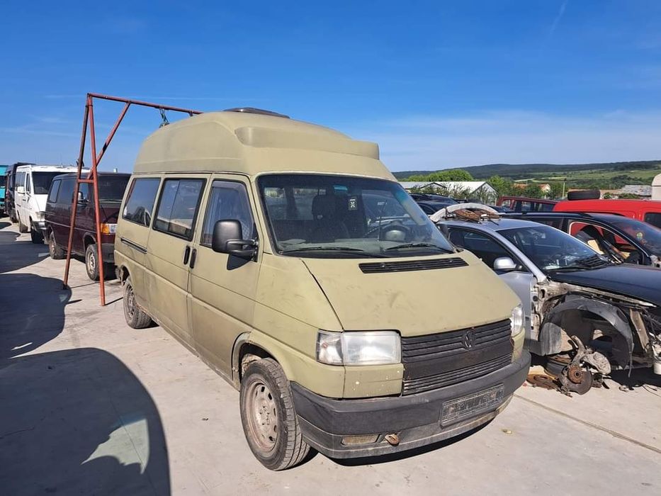 Фолксваген Транспортер / VW Transporter T4 2.0 I / 2.5 I 4x4 НА ЧАСТИ
