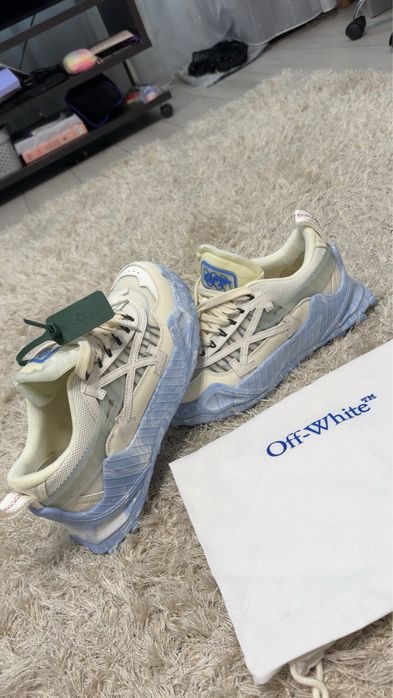 Off-White odsy blue marble