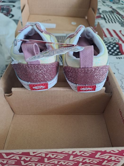 Буйки на Vans 19