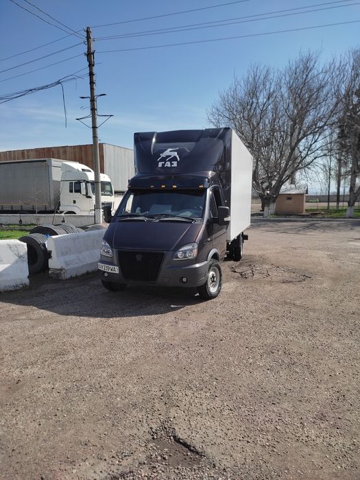 Газель грузовой. Борт тент