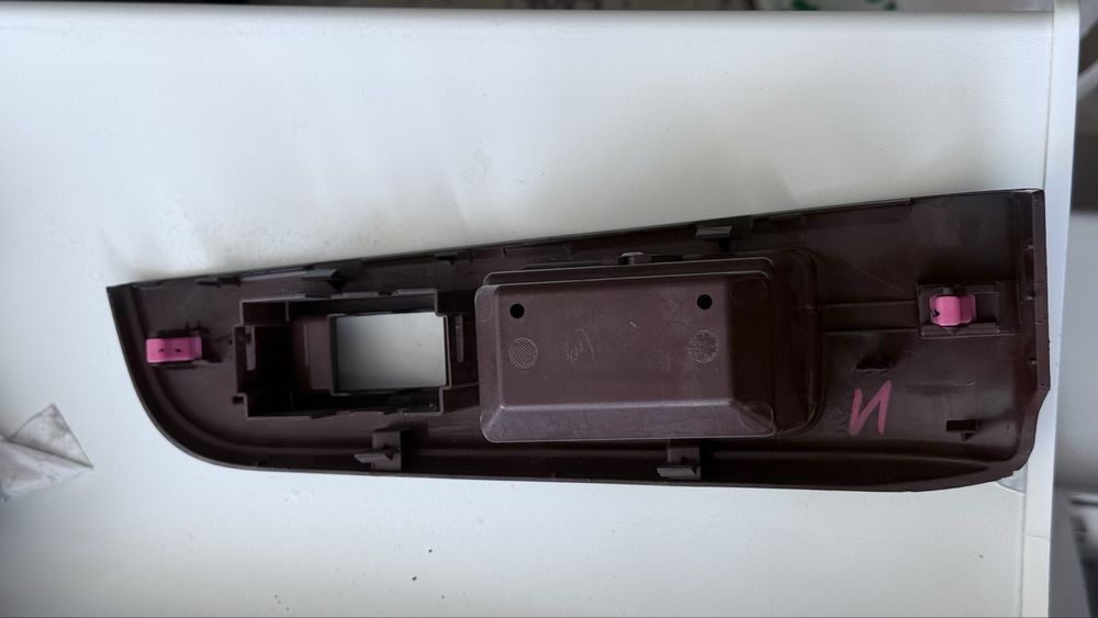 Ручка дверное. На камри 50-55.