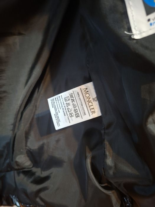 Vestă scurtă Moncler, mărimea S.