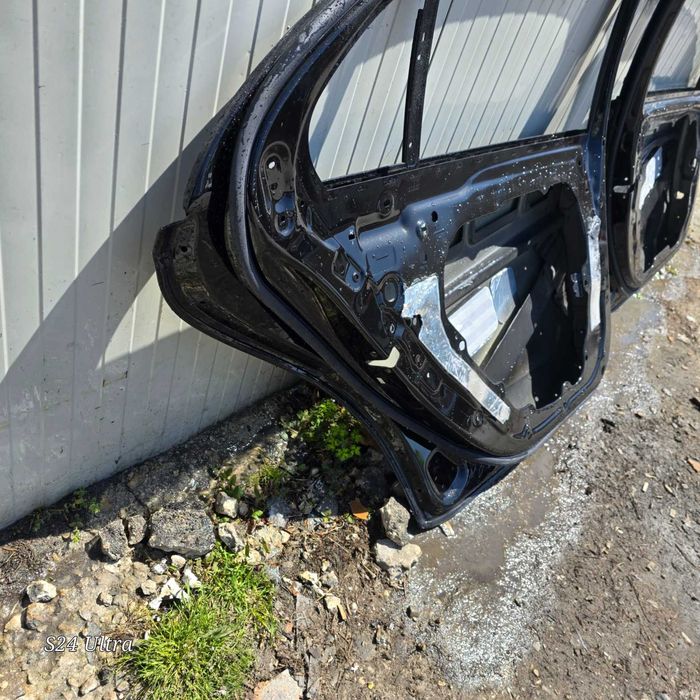 лява врата Mercedes S-class W223