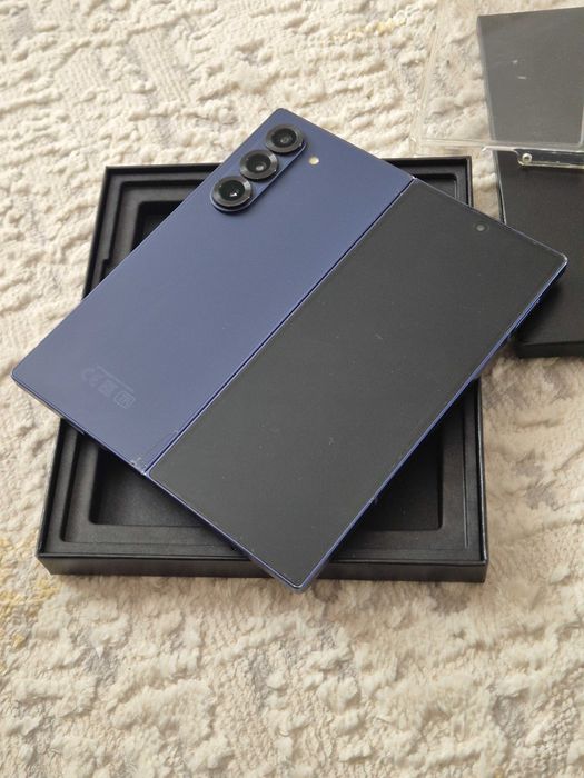 Samsung Z Fold 6 512 blue