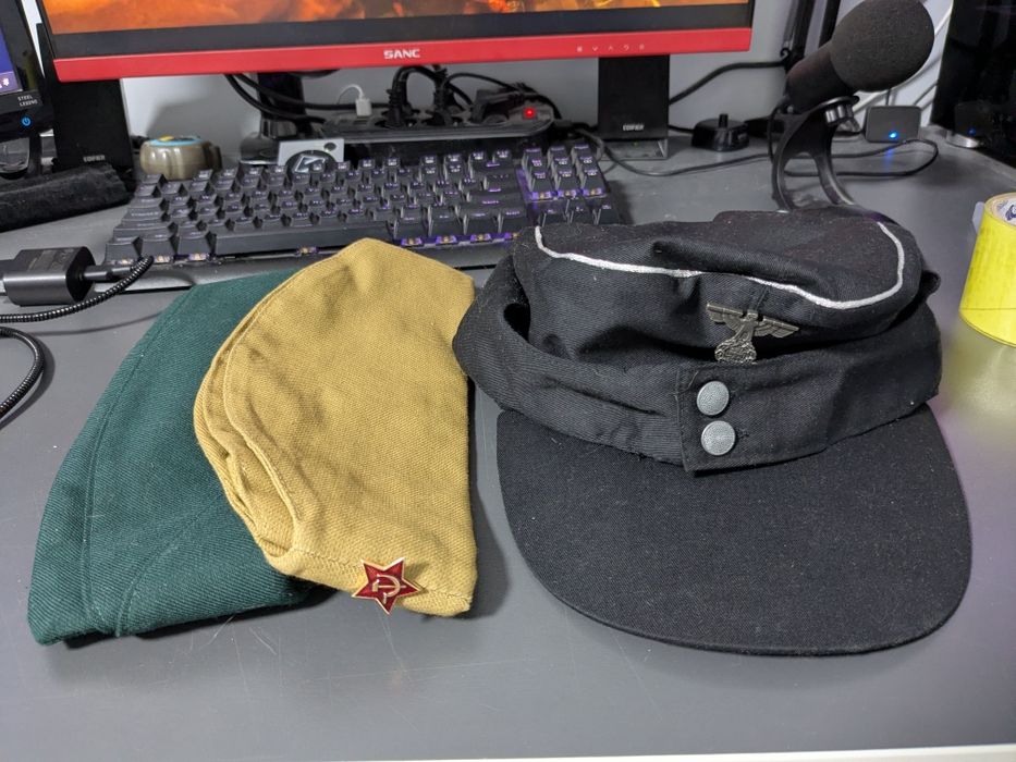 Продам головные уборы.