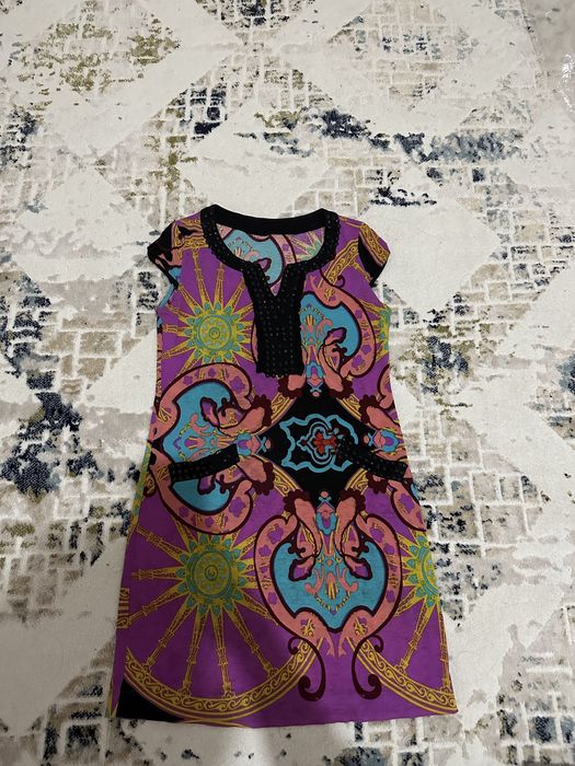 Распродажа платьев на тои